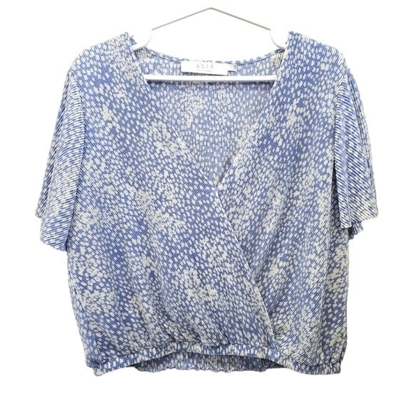 ASTR the Label Short Sleeve Plisse Top - Picture 2 of 11